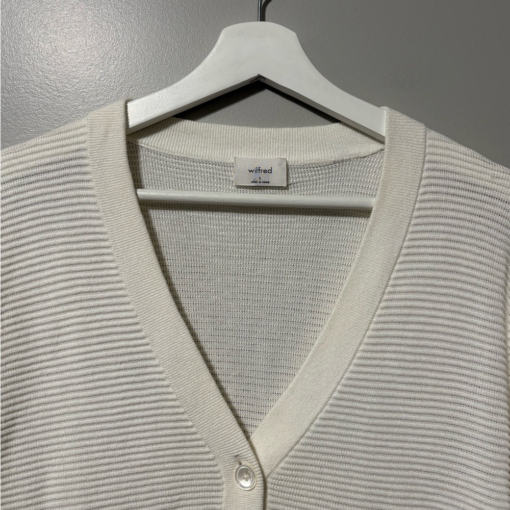 Aritzia Wilfred Santorini Cropped Textured Cream Knit Cardigan - Picture 4 of 11